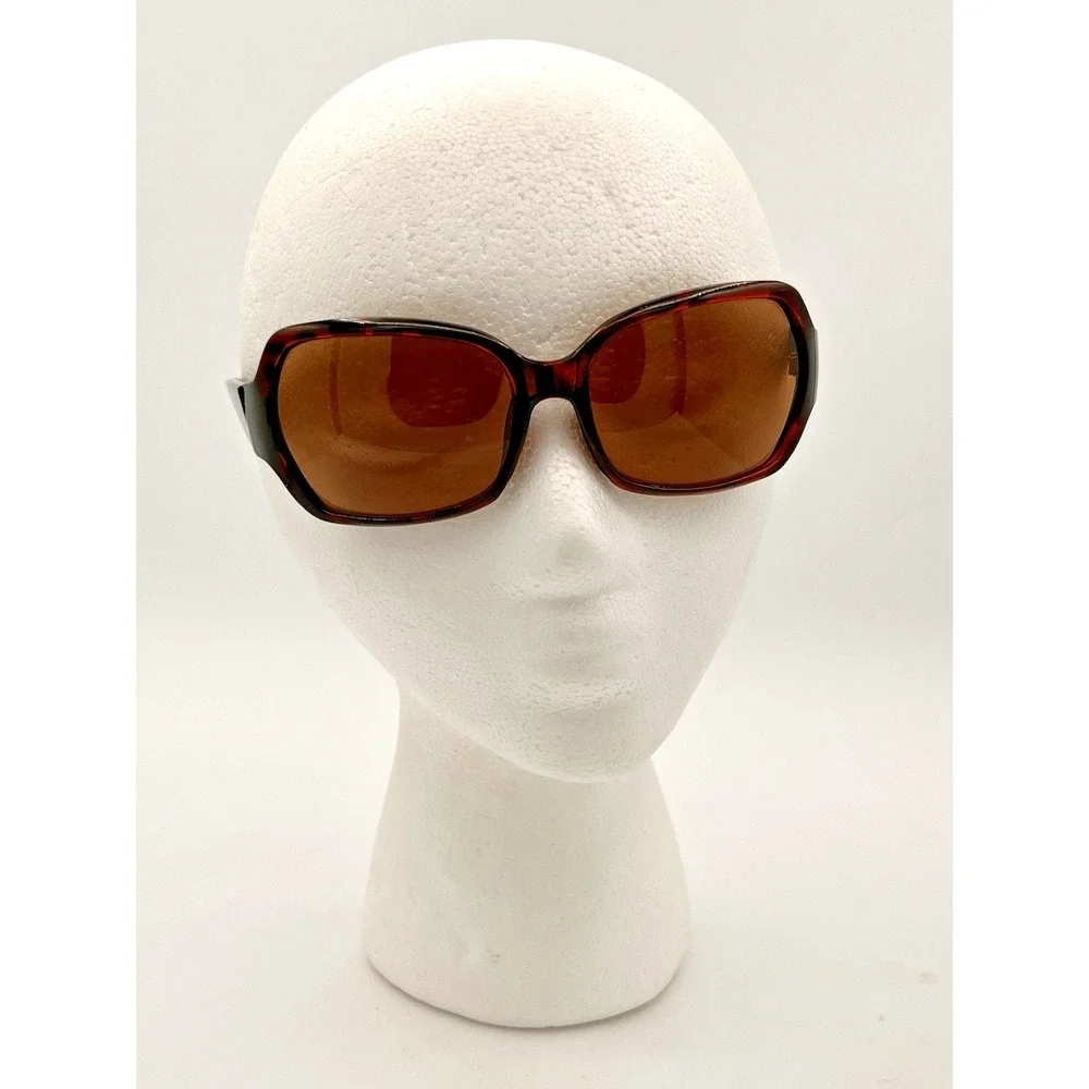 Daisy Fuentes Womens Brown Tortoise Fashion Sunglasses